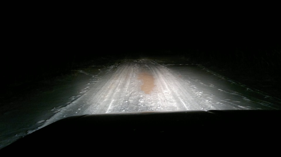 Ближний на ФГ-140 с отсекателем и лампами OSRAM — ИЖ Москвич 412