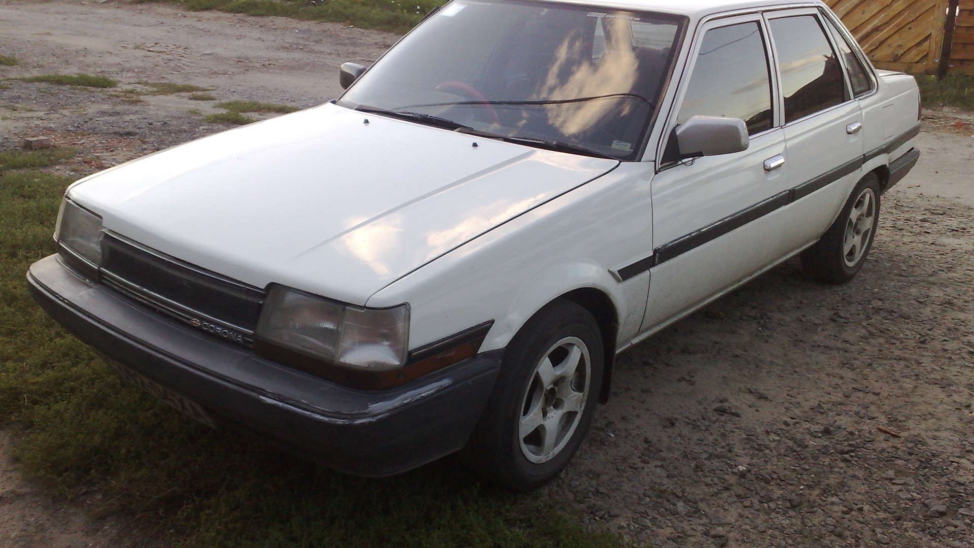 Toyota Carina t150