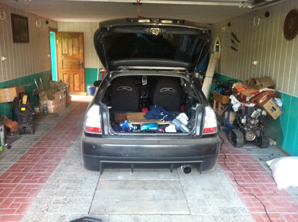 Замена масла+ремонт обвесов — Honda Civic Hatchback (6G), 1,6 л, 1999 ...