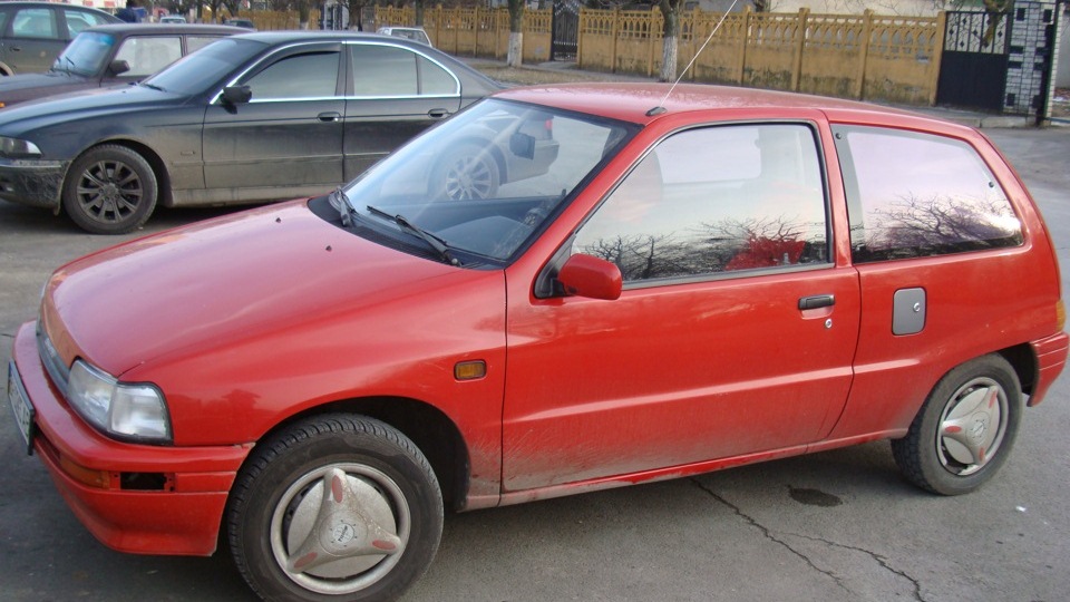 1989 daihatsu charade