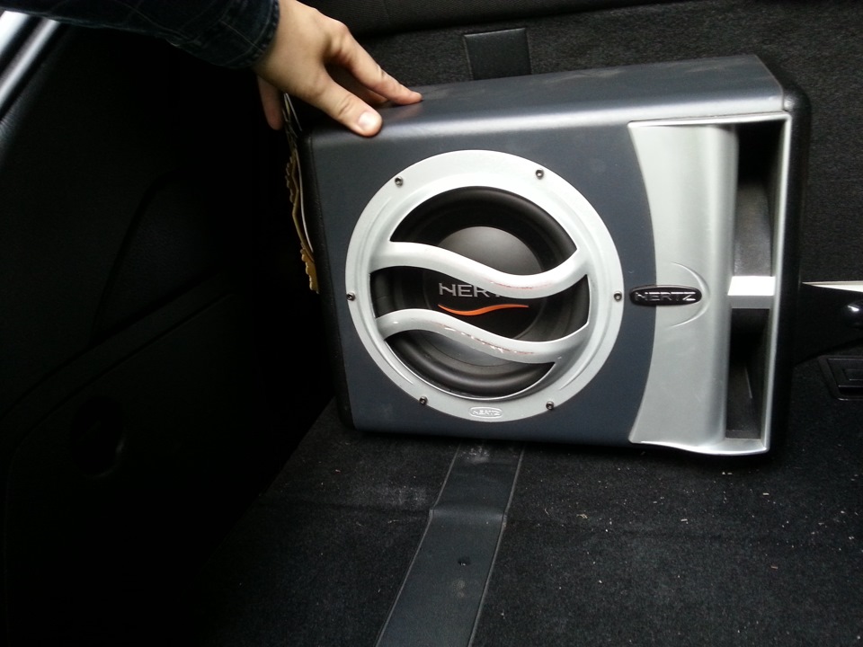 Нормально бас. Hertz EBX 250r. Сабвуфер 12 Hertz EBX 300r. Сабвуфер Герц 10. Hertz EBX 250 Energy.
