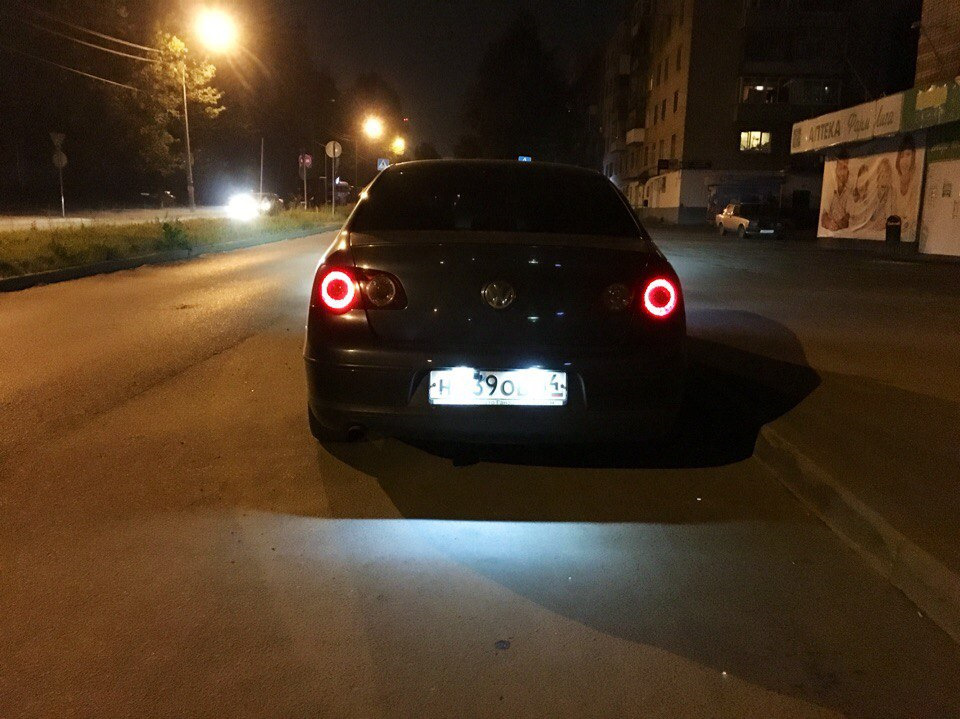 Ещё один OwO — Volkswagen Passat B6, 1,6 л, 2006 года | аксессуары | DRIVE2