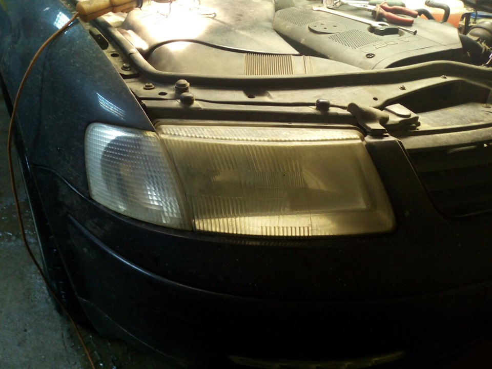 Головной свет — Volkswagen Passat Variant (B5), 1,8 л, 1999 года ...