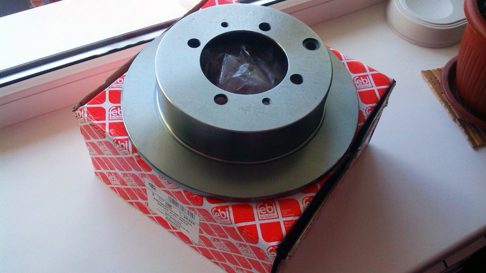 Передние тормозные диски митсубиси лансер 10. Лансер 9 размер тормозного диска. 6. Задние перфорированные диски лансер 10. Передние тормозные диски лансер 9 1.