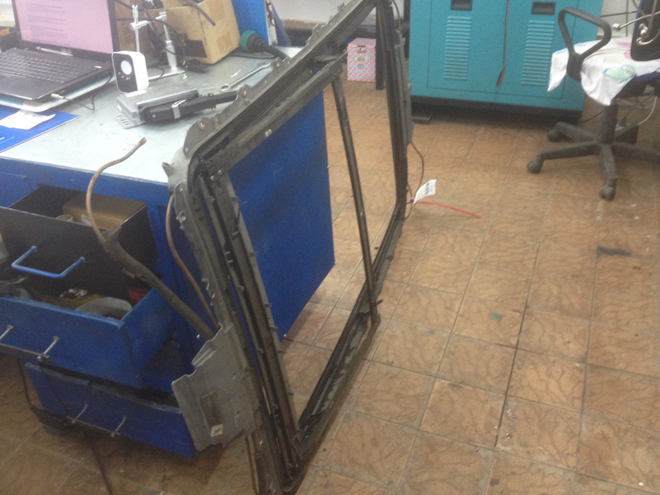 Приехал люк начинаем сборку — BMW 5 series Touring (E34), 2,5 л, 1994 ...