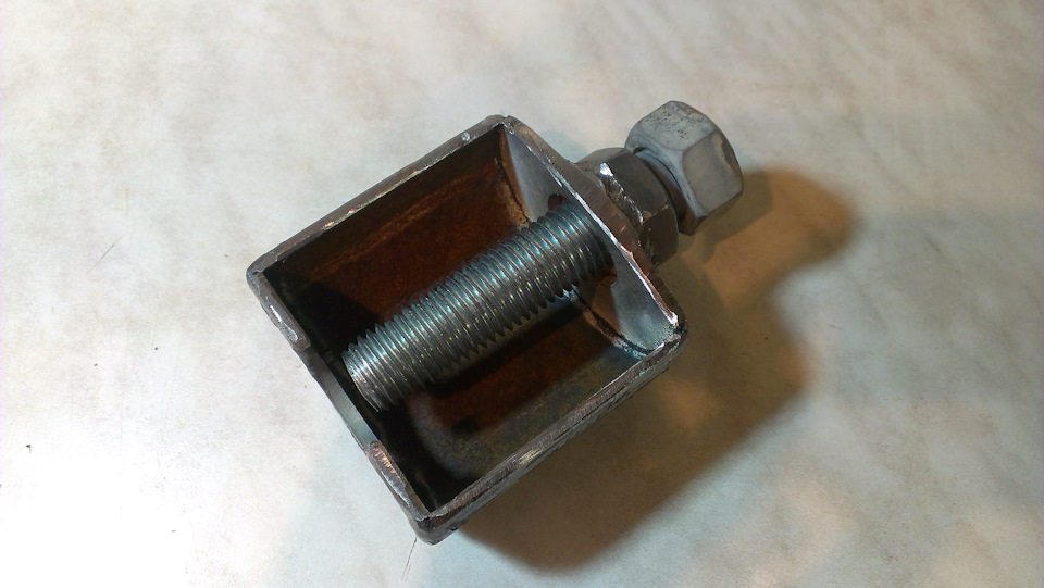 Самодельный (DIY) съемник шаровых опор и рулевых наконечников — Ford ...