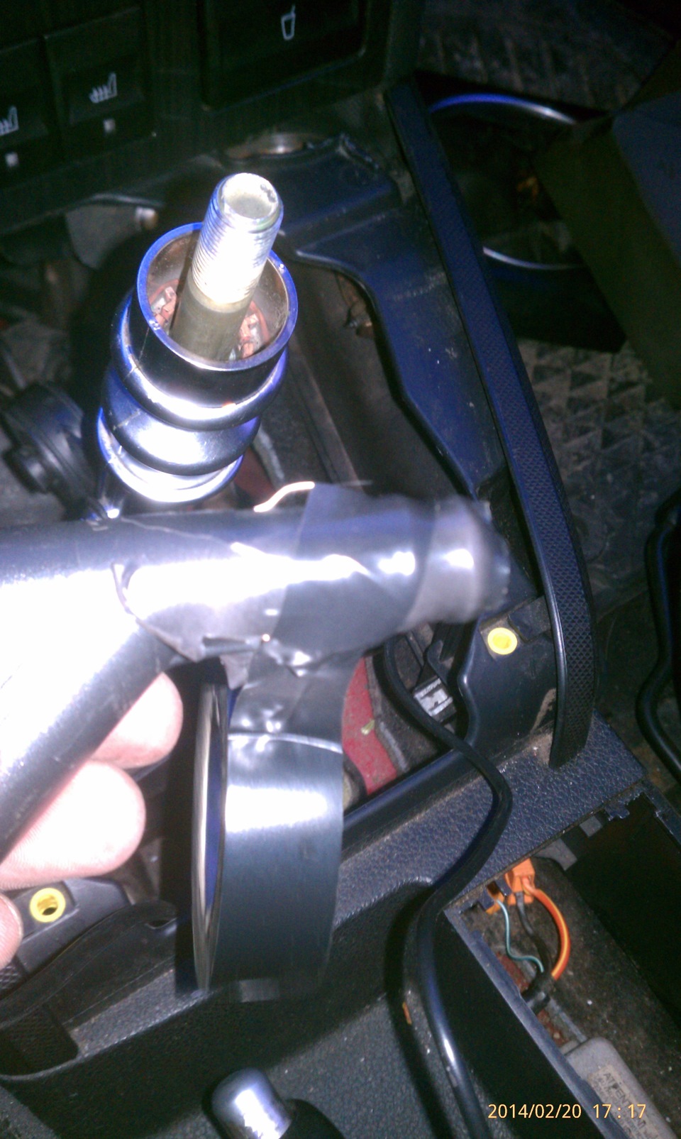 хруст в рулевой рейке — Ford Mondeo III, 2 л, 2001 года | поломка | DRIVE2