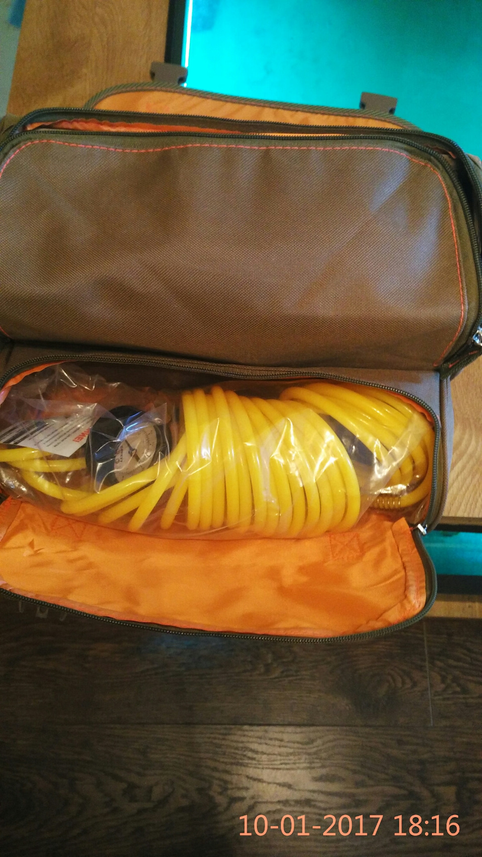 Фото в бортжурнале Toyota Hilux (7G). Запчасти на фото: 10012017