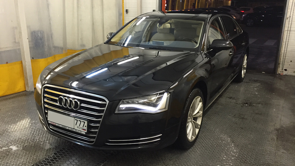 Audi A8 4.2FSI полный жир