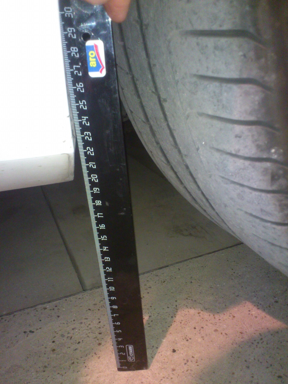 Какой клиренс у шевроле. Шевроле круз клиренс дорожный просвет 2012. Клиренс шевроле круз седан. Какой клиренс у шевроле. Клиренс нива 2121.