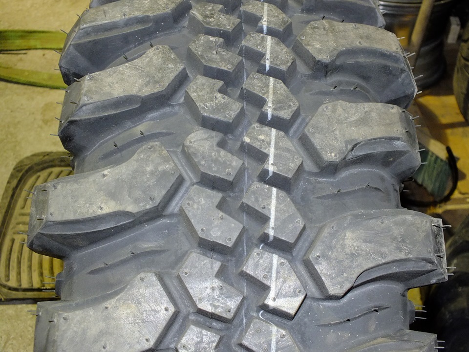 Шина 35. CST Maxxis cl18 31 10.5. Maxxis cl18 31/10.5 r15. CST CL-18 35/12.5 r15 на УАЗ. Maxxis-CST cl18 33/10,5/16.