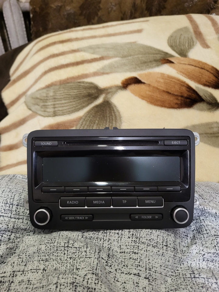 BOSCH RCD-310 на Volkswagen Polo Sedan. Б/у | 2 500 ₽ в городе Пенза ...