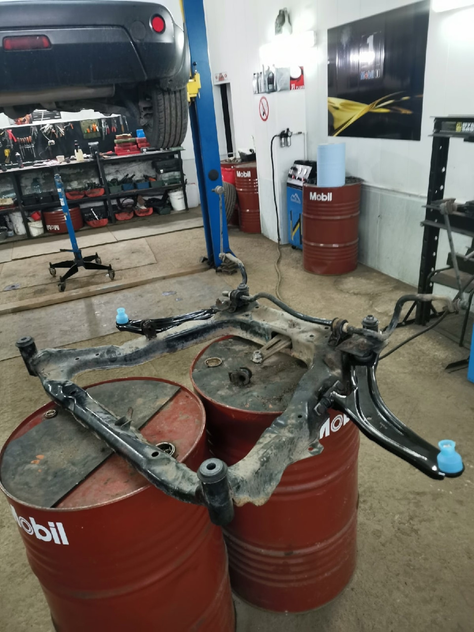 Замена нижних рычагов и сайлентблоков подрамника — DRIVE2