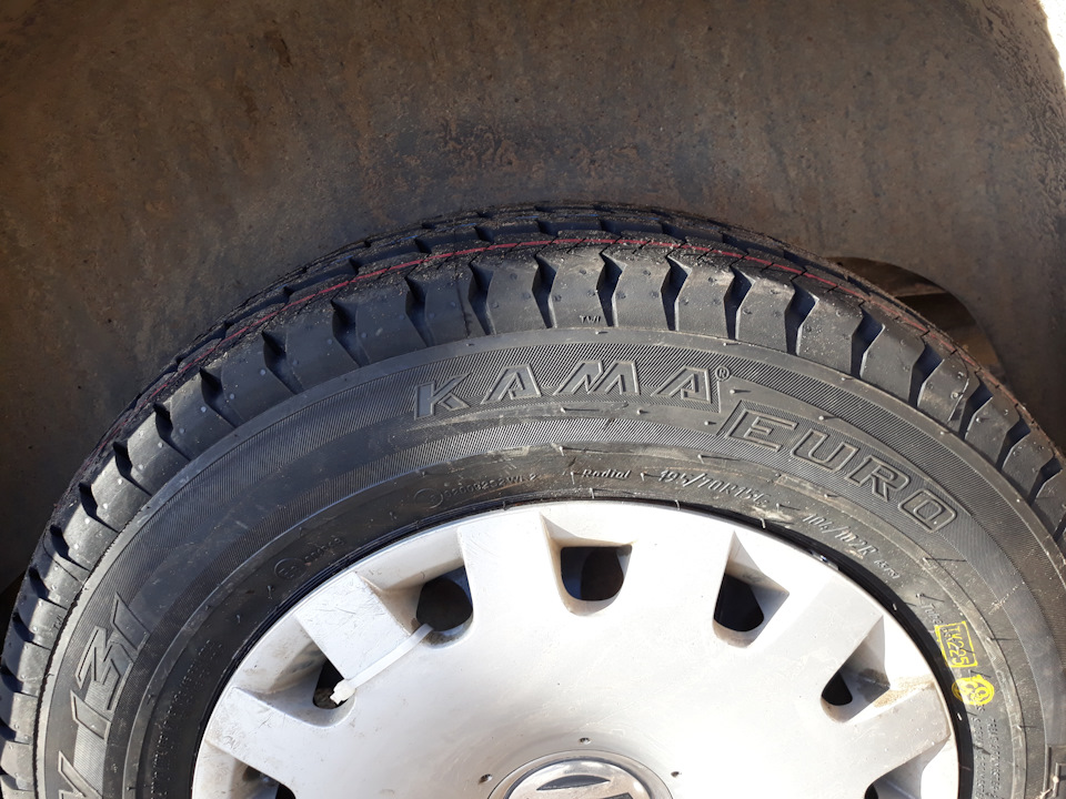 Резина нексен.зима давай до свидания. — Volkswagen Caravelle (T4), 2,4 ...