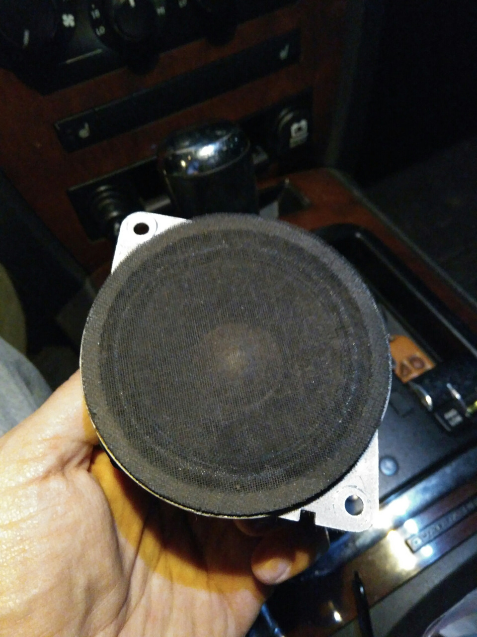 Сгорел динамик. — Jeep Grand Cherokee (WK), 3 л, 2008 года | аксессуары ...