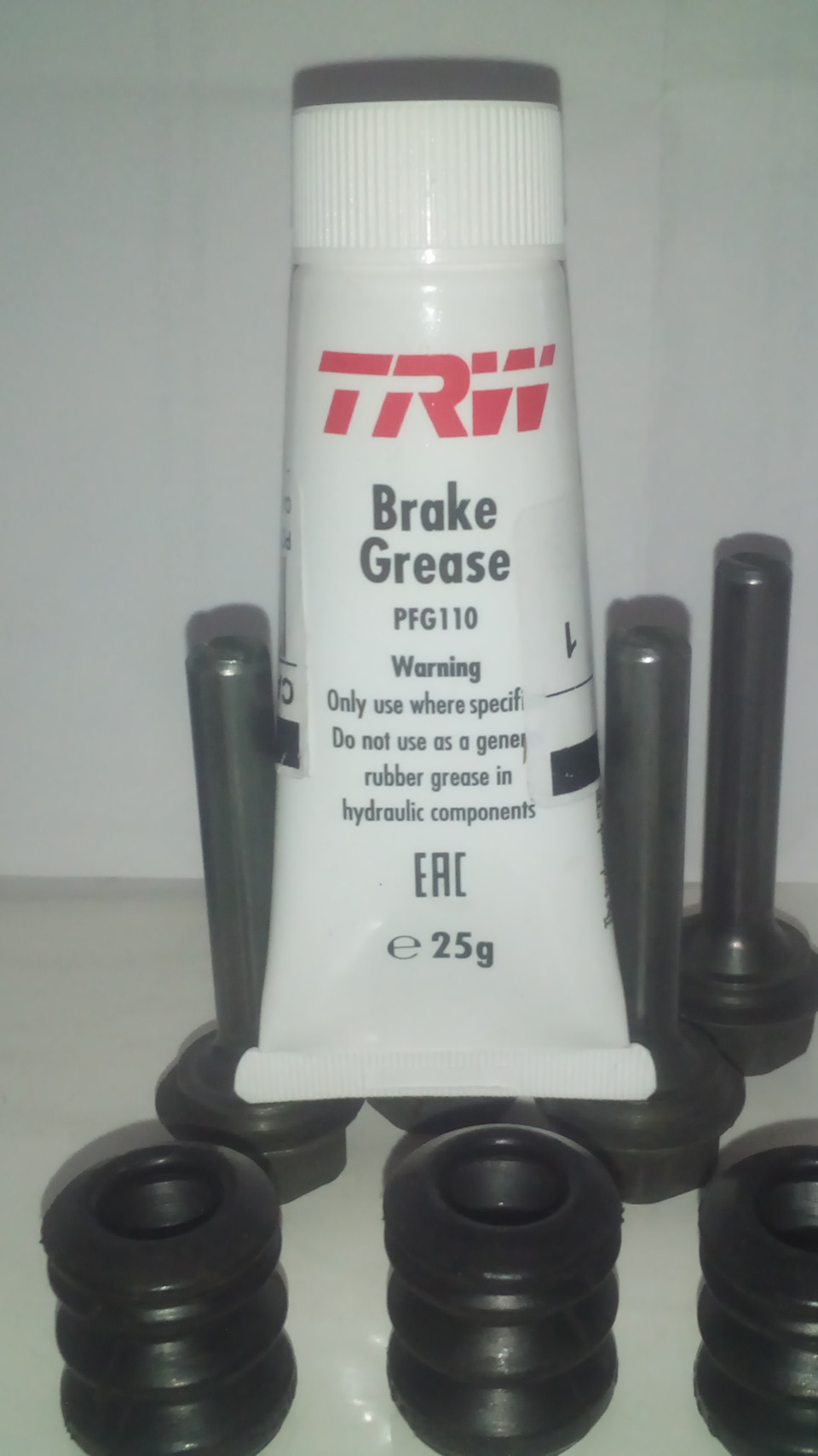 Смазка TRW, для направляющих суппорта. — Lada Granta