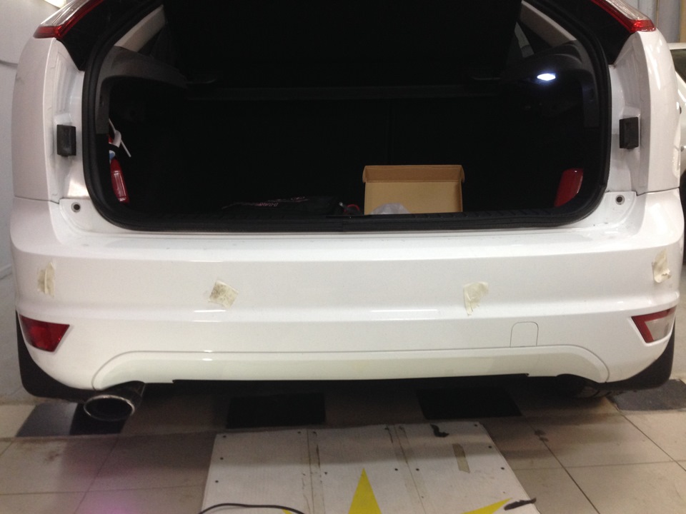 Установка парктроника ParkMaster 4DJ34 — Ford Focus II Hatchback, 1,6 л ...