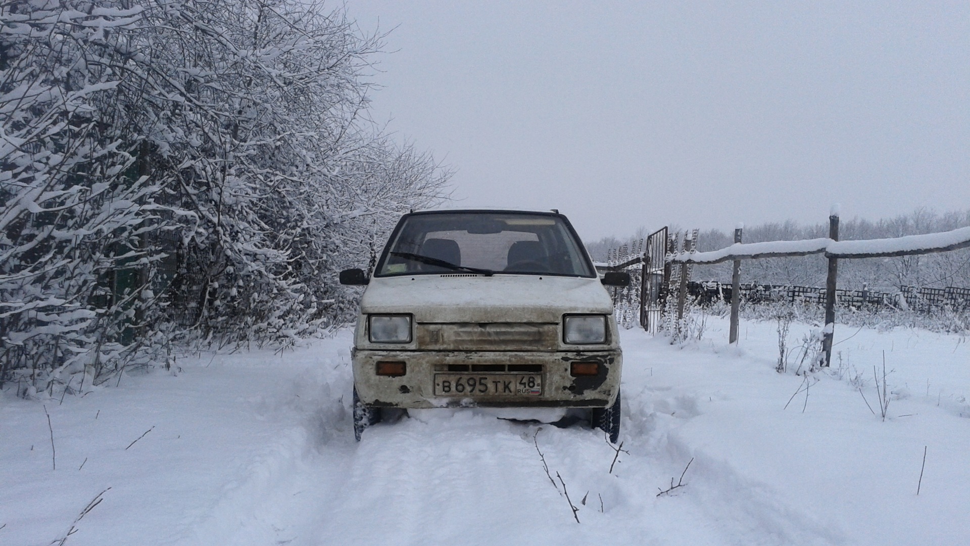 Lada 1111 Ока 0.6 бензиновый 1991 | Белые Бампера на DRIVE2