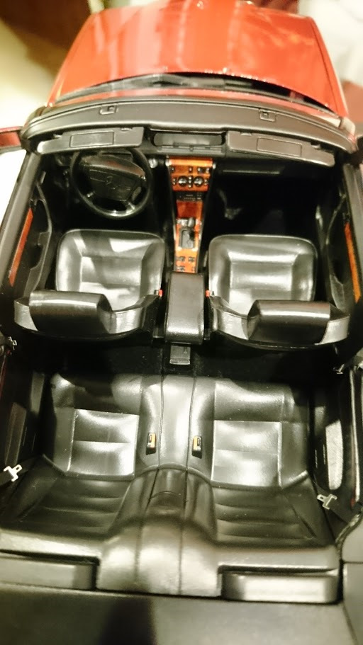 салон кожаный) — Mercedes-Benz E-Class (W124)