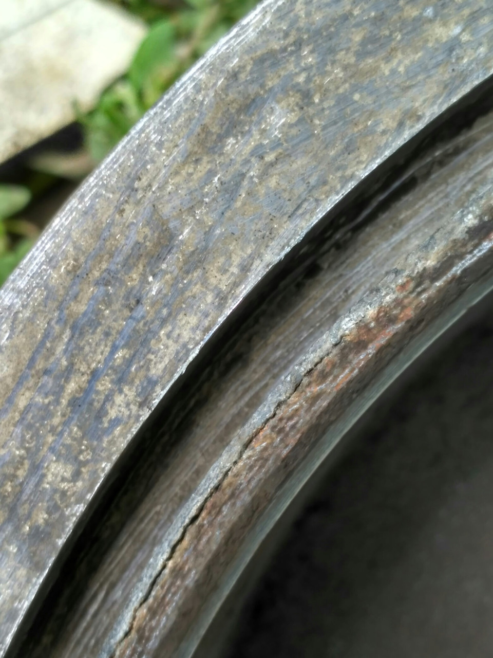 Скрежет заднего тормозного барабана — Lada Гранта лифтбек, 1,6 л, 2015 ...