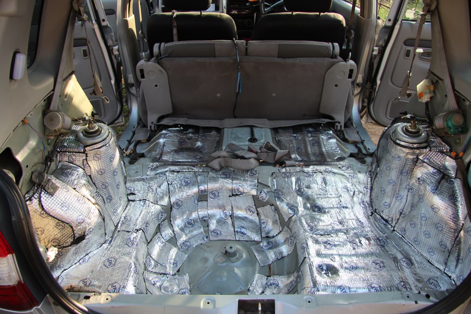 Делаем Шумоизоляцию — Mazda Demio (1G), 1,3 л, 2002 года | автозвук ...