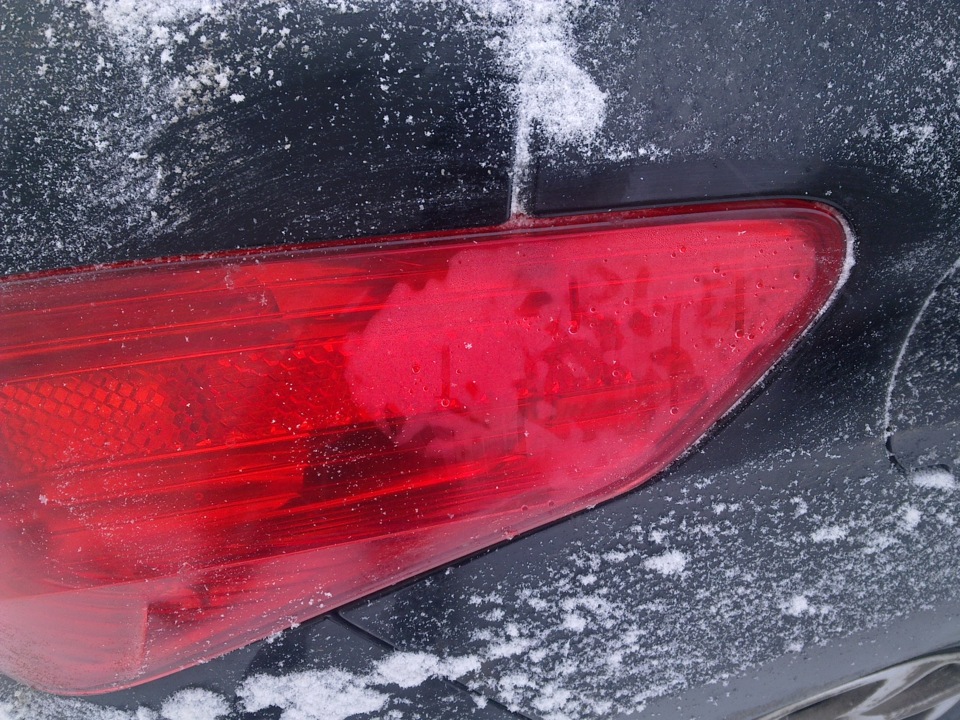 У Пыжика запотели фары — Peugeot 308 (1G), 1,6 л, 2012 года ...