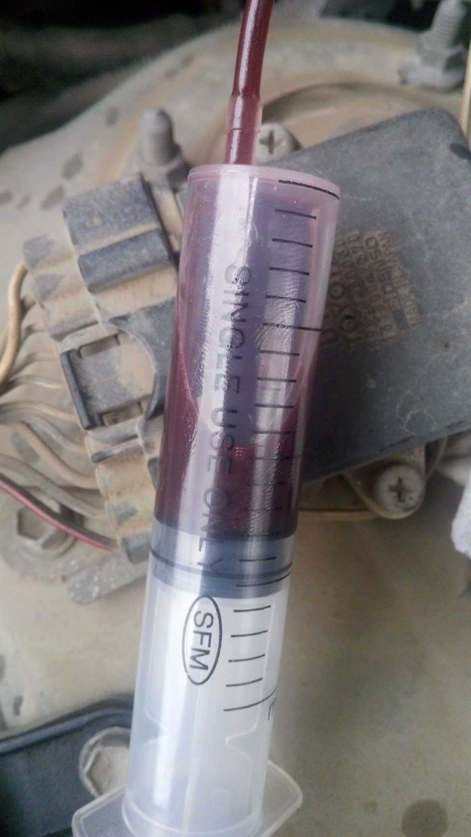 Перелил масло в АКПП — Toyota Progres, 2,5 л, 1999 года | расходники ...