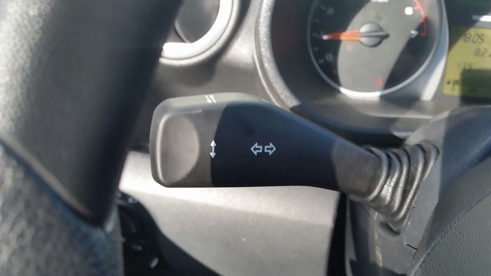 Штатный круиз-контроль в Гранту — Lada Гранта (1G), 1,6 л, 2012 года ...