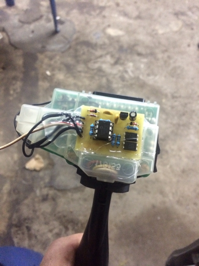 Ленивые поворотники — Mitsubishi Grandis, 2,4 л, 2003 года | своими ...