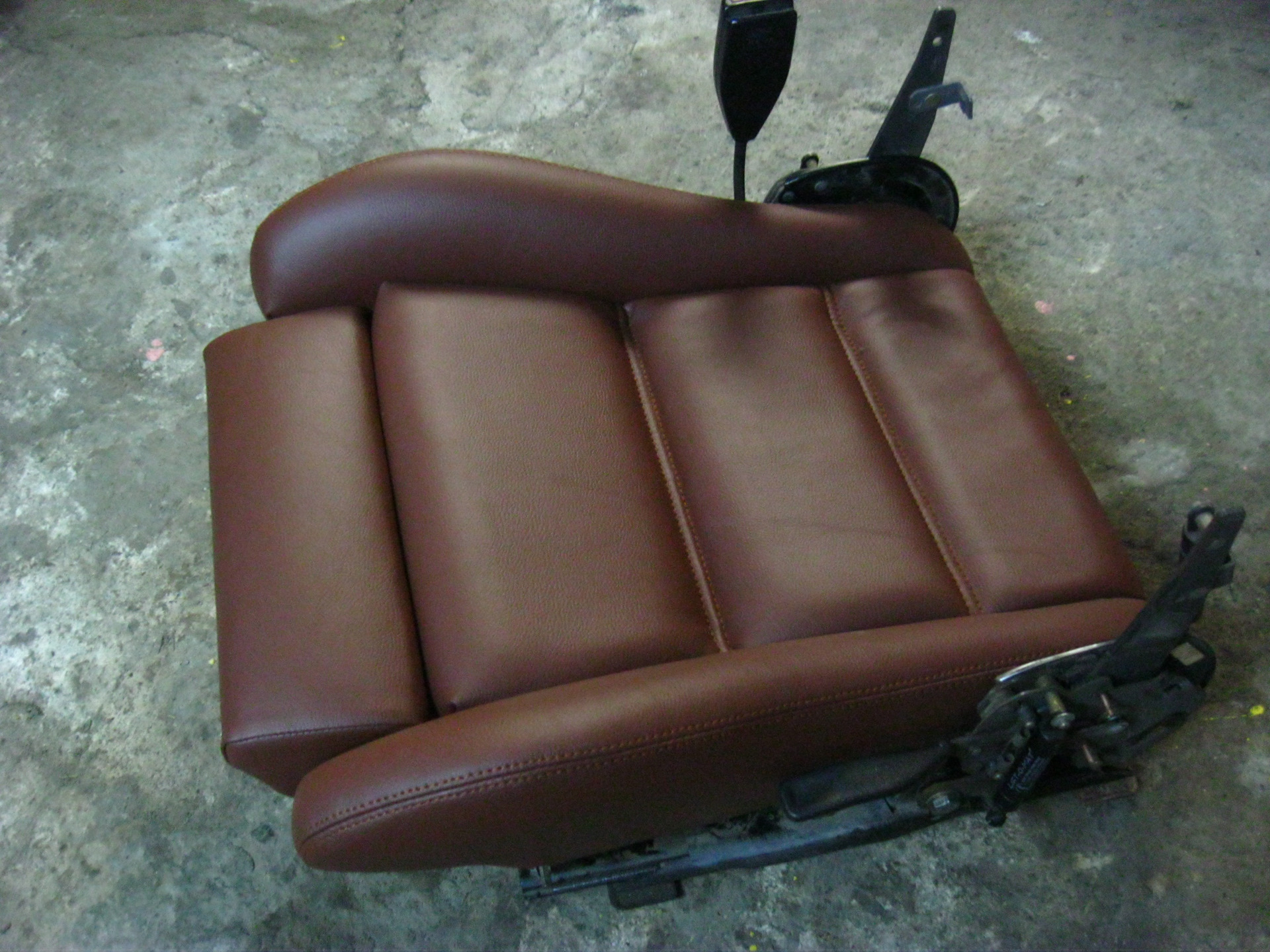 Рекаро бмв е30. Bmw e30 motorsport сиденья. Bmw e30 сиденья моторспорт. Bmw e30 recaro seats. Сиденья моторспорт е30.