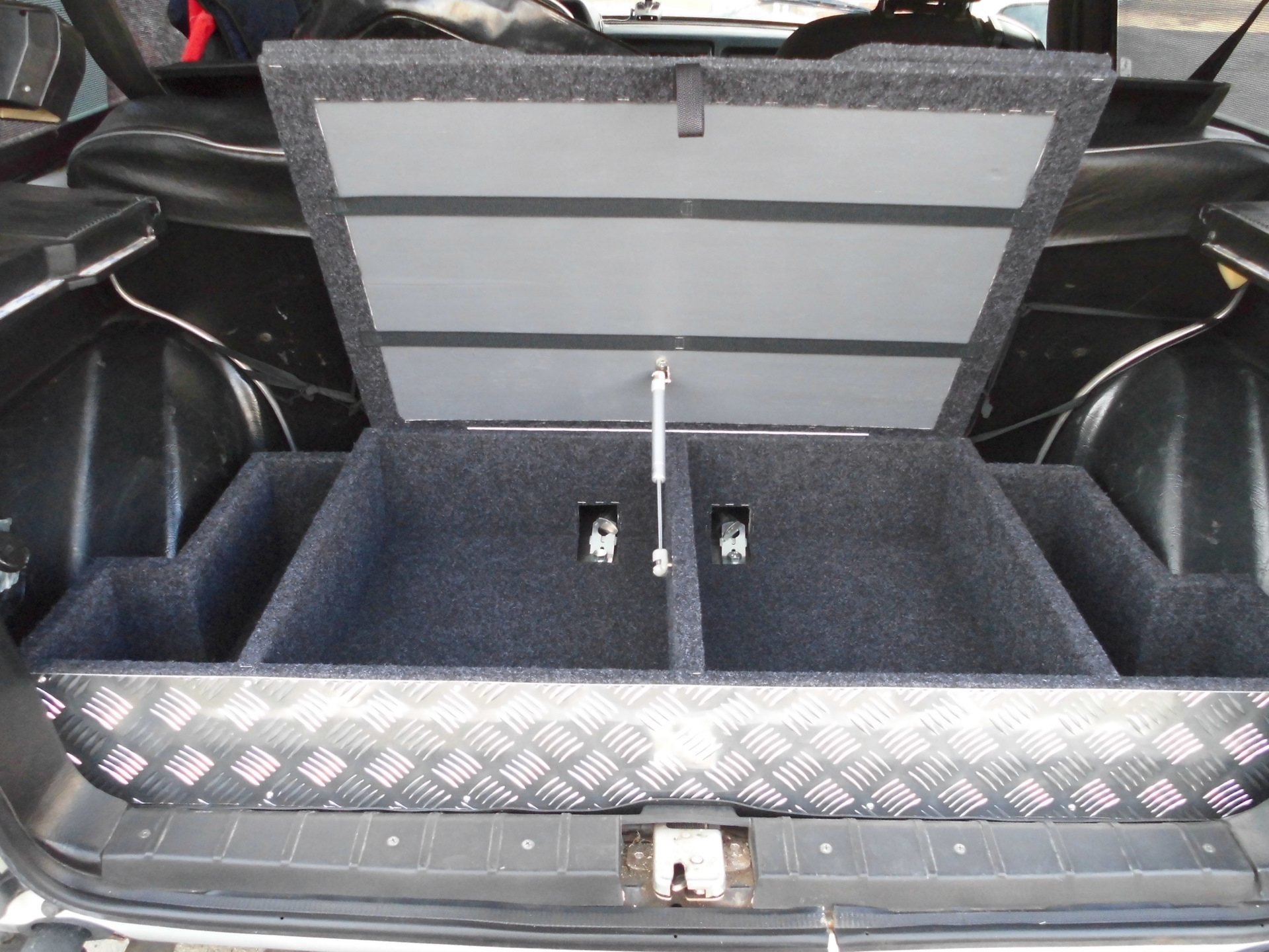 Органайзер в багажник - Chevrolet Niva, 1,7 л, 2010 года аксессуары DRIVE2
