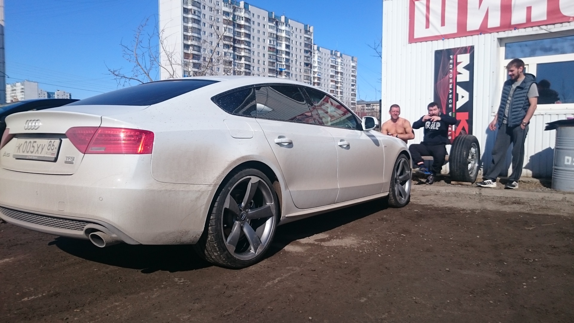 245 40 r18. 265/40 R20 на Ауди. 265/30 R18. 265/30 R20. 275 40 20 Audi a7.