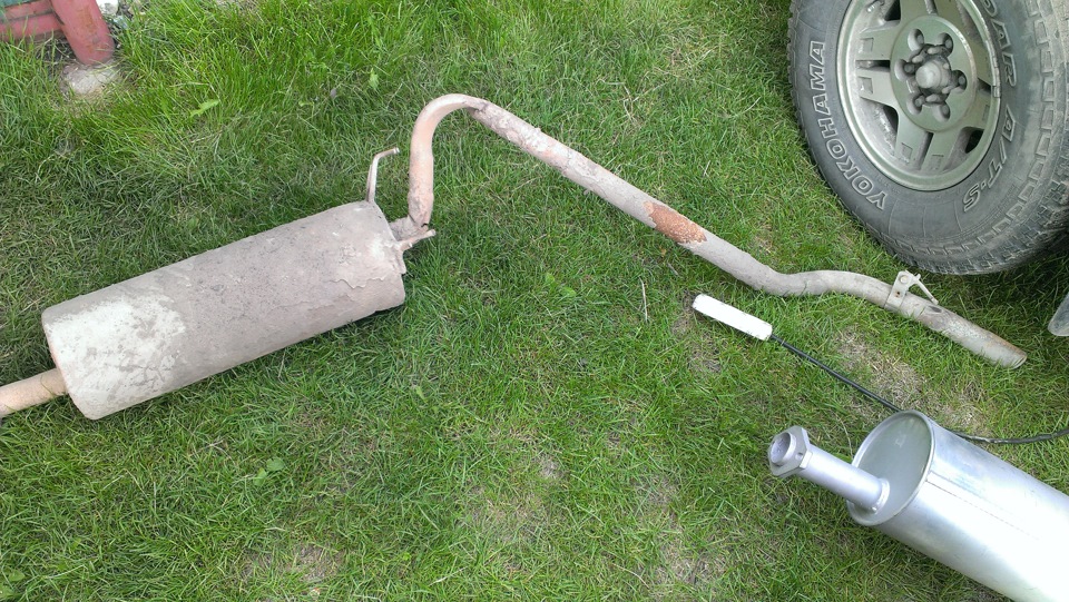 Замена глушителя — Toyota Hilux Surf (2G), 3 л, 1993 года | своими ...