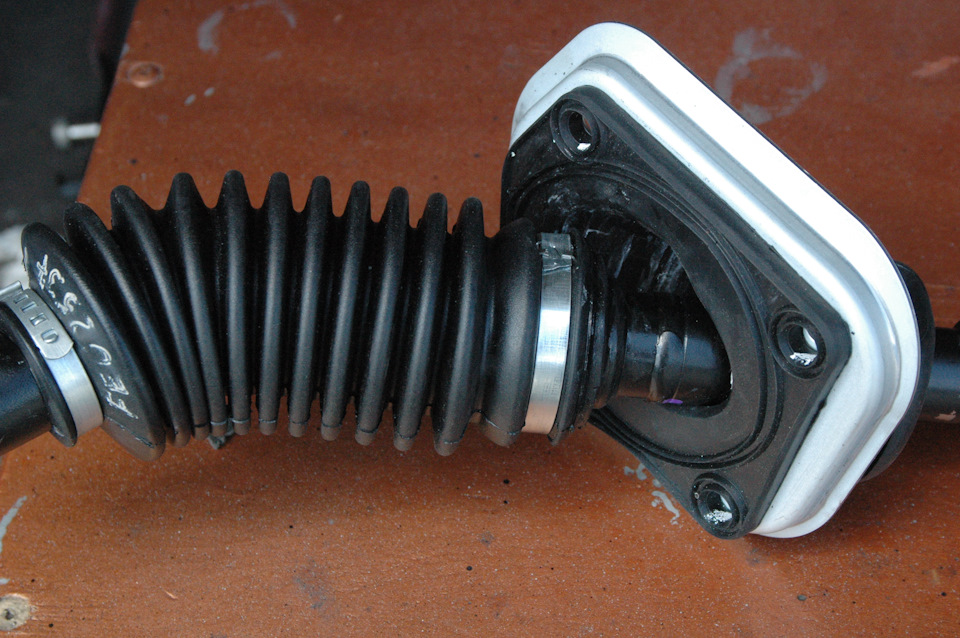 пыльник рулевого кардана 2190. пыльник рулевой кардан audi a5. пыльник рулевого кардана. форд эксплорер 3 пыльник рулевой. пыльник рулевого кардана.