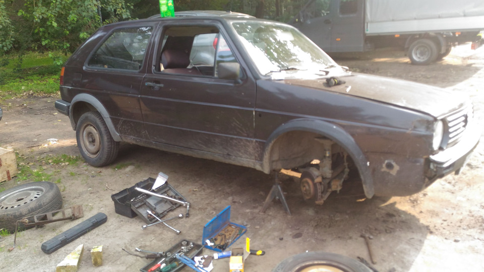 Доехал до Окея на богатырском — Volkswagen Golf Mk2, 1,6 л, 1986 года ...
