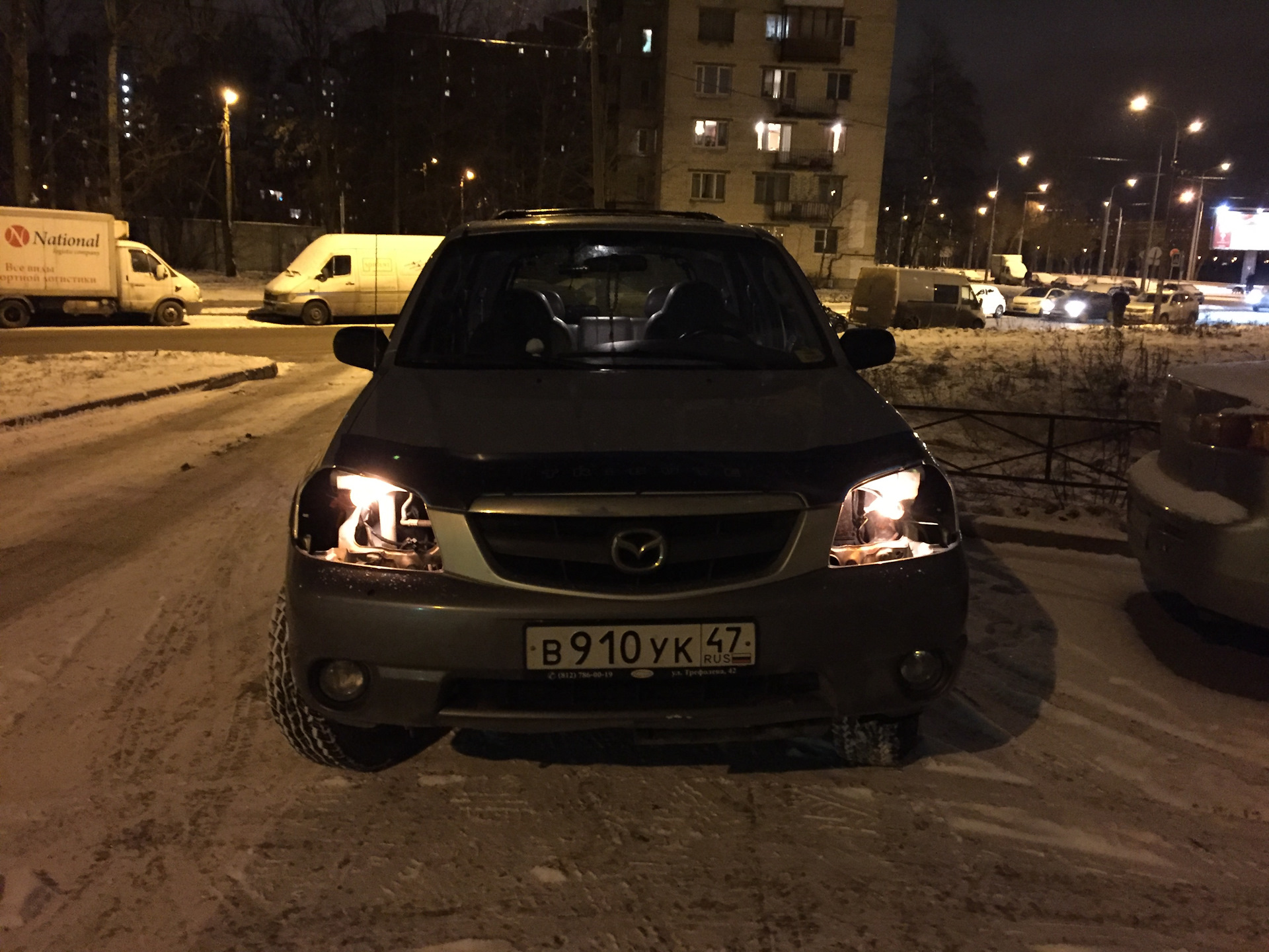 mazda 2 оптика стекло