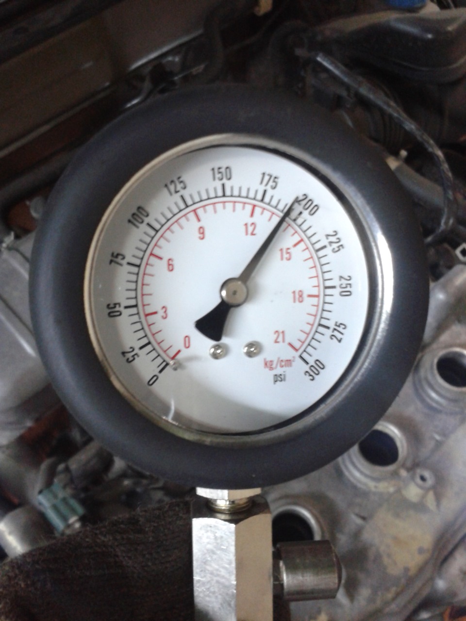 Нормальная компрессия ниссан альмера классик. Какая компрессия у ямаха 40 веос. Компрессия в цилиндрах. Компрессия 6. Компрессия в цилиндрах 15.