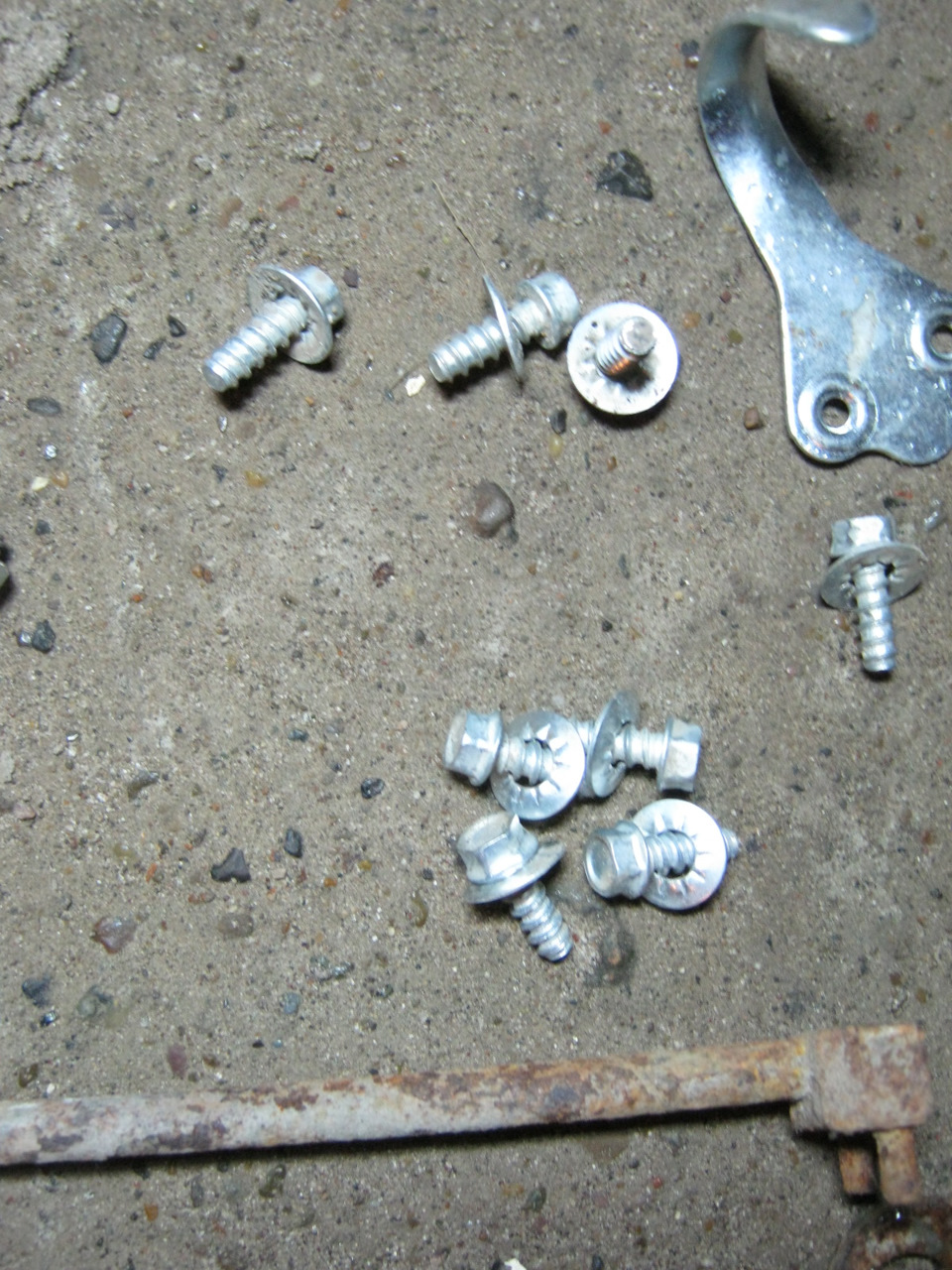 9 штук их вроде всего было — Lada Kalina Cross