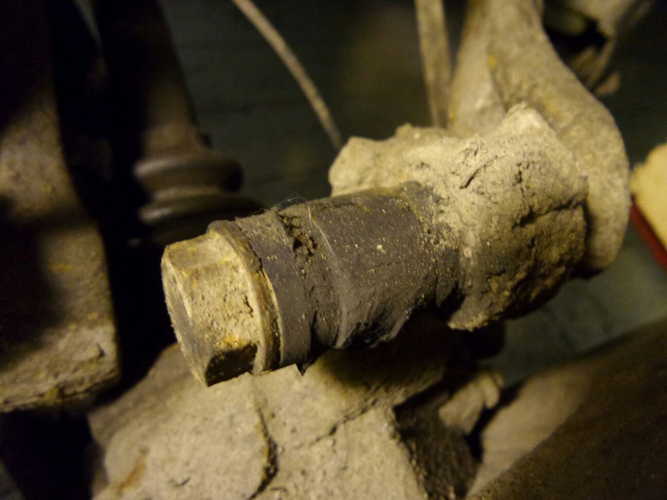 1 — SsangYong Rodius