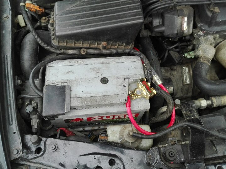 Замена плюсовой клеммы и провода на усилитель — Honda Accord (5G), 2,2 ...