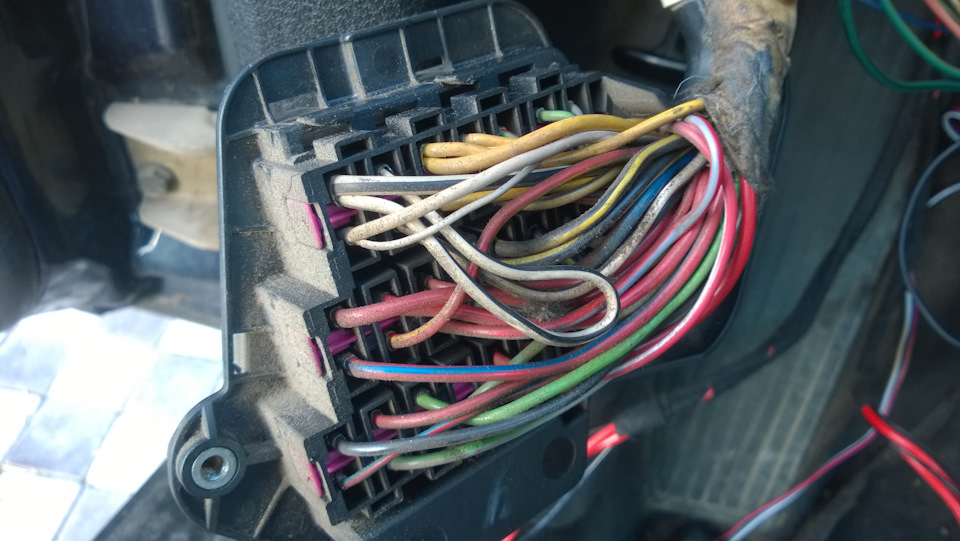 Фото в бортжурнале Audi 100 (C4)