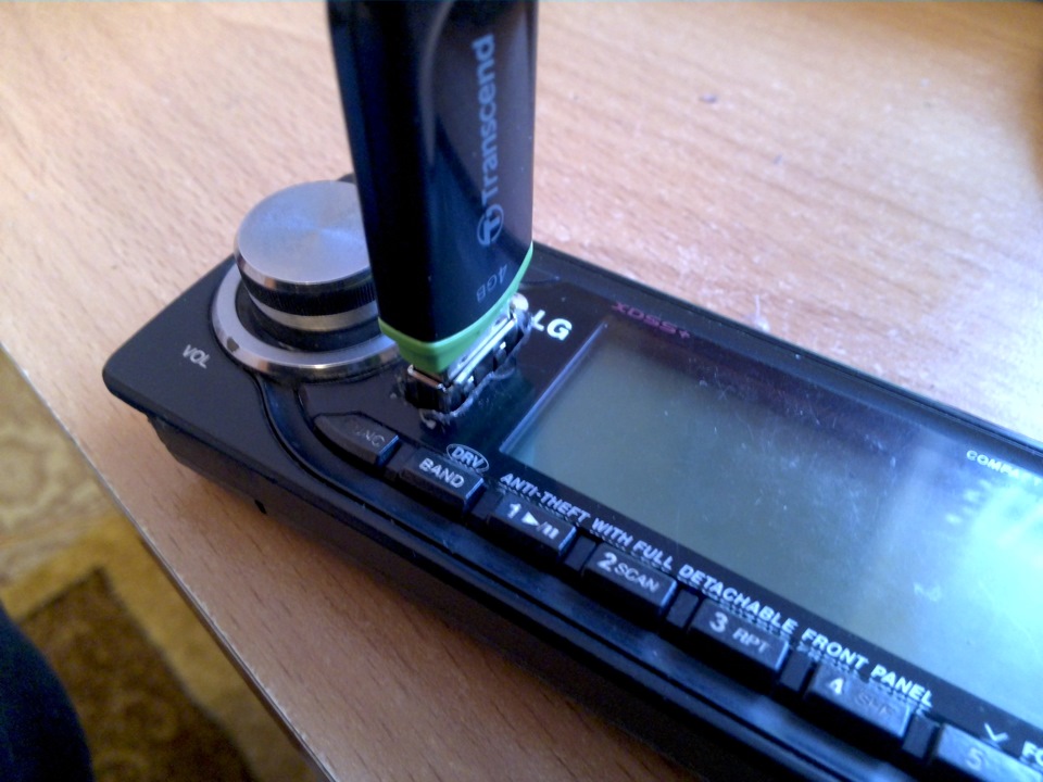 Разъем под флешку ЮСБ — Lada 21102, 1,5 л, 2001 года | автозвук | DRIVE2