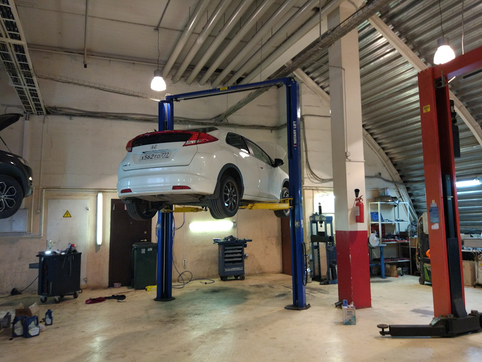 Фото в бортжурнале Honda Civic Hatchback (9G)