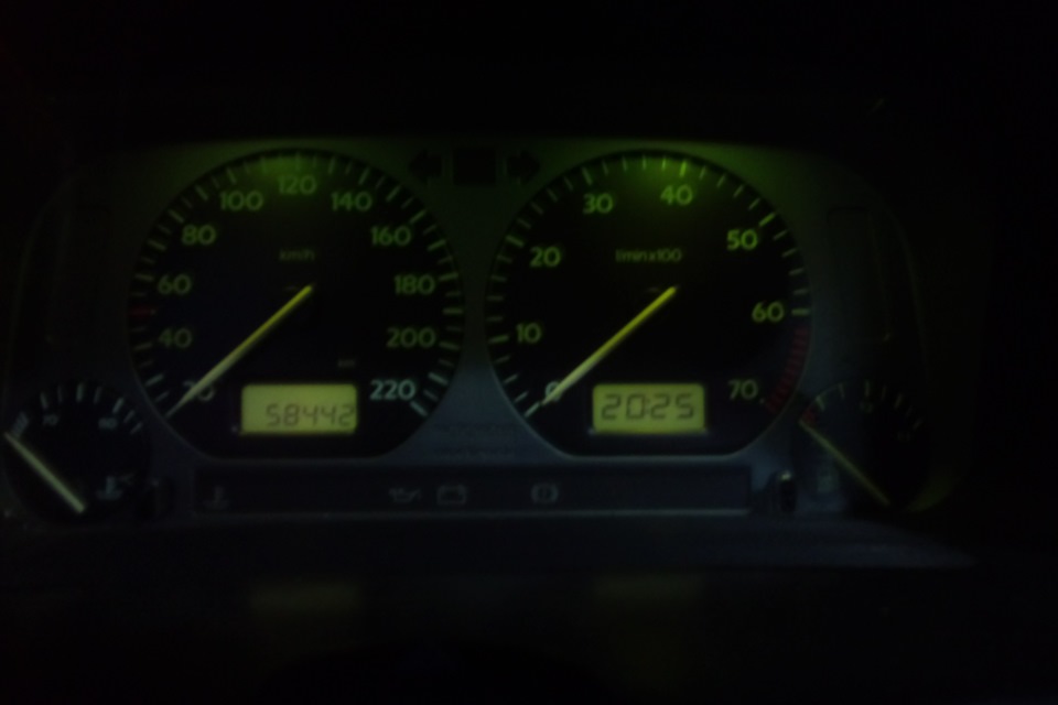 Операция Ledизация. Изгоняем "Ильича" из салона — Volkswagen Vento, 1,8 ...