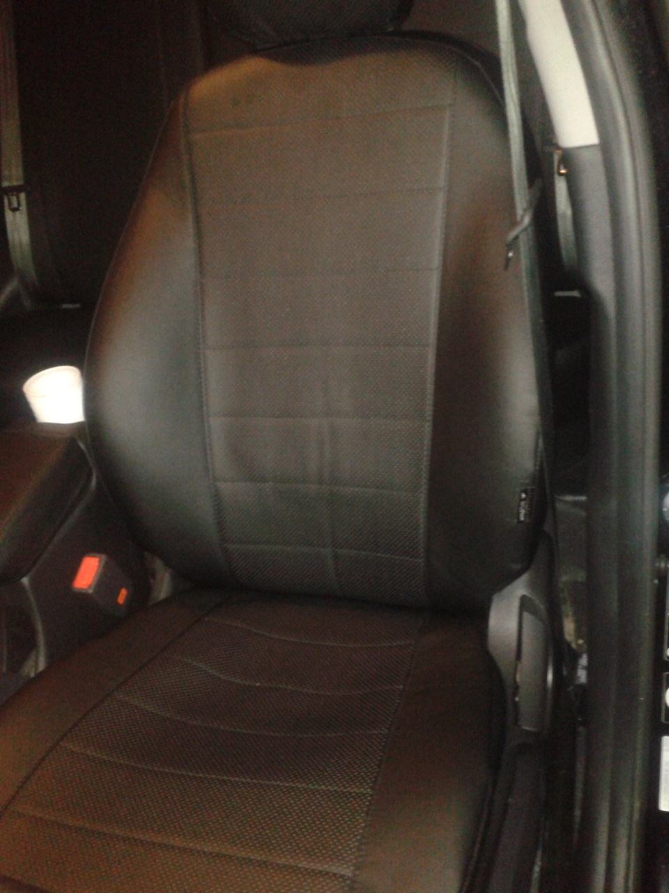 Решил обтянуть салон экокожей. — KIA Rio (3G), 1,6 л, 2014 года ...