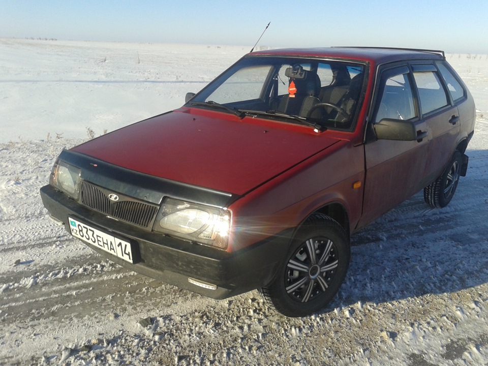 Колпаки, мухобойка, защита передних фар — Lada 2109, 1,5 л, 1994 года ...