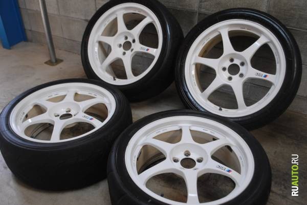 Work xsa r17. Yokohama connoisseur 151c r19. 5j. Work xsa r17. Rays volk racing gt-c.