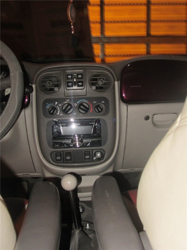 Chrysler pt cruiser 2.4 как снять магнитолу Замена штатной магнитолы на 2DIN - Chrysler PT Cruiser, 2,4 л, 2002 года автозву