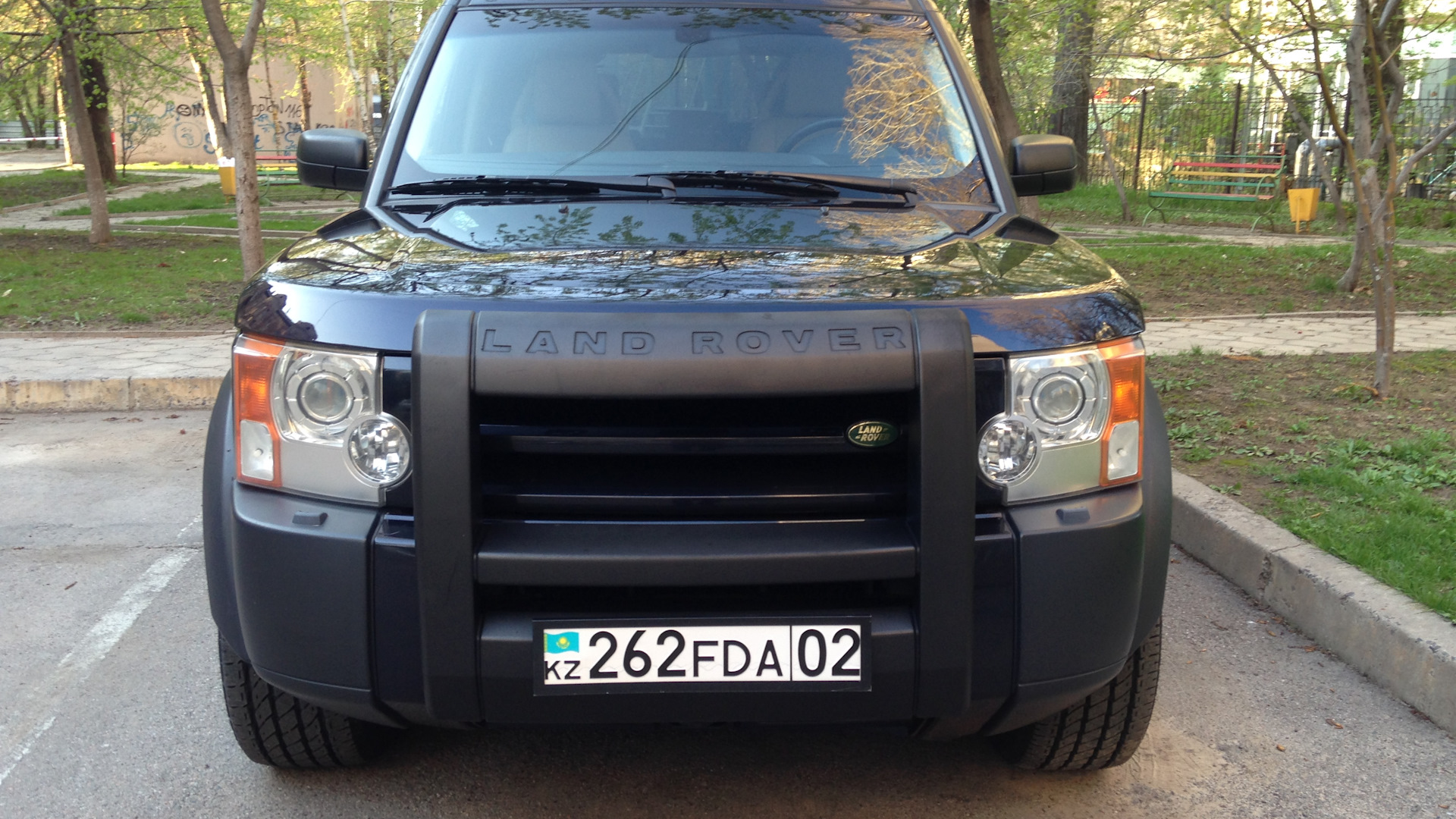 Land Rover Discovery III 2.7 дизельный 2008 | Темно-синяя яхта на DRIVE2