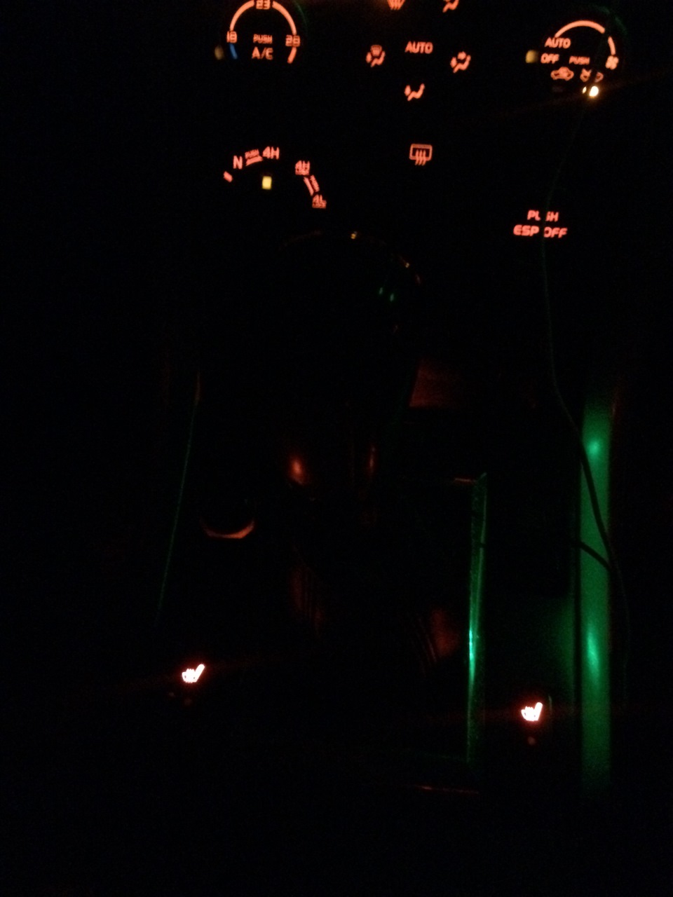 Сгорели 2 лампочки на подогреве сидений! — Suzuki Grand Vitara (2G), 2 ...